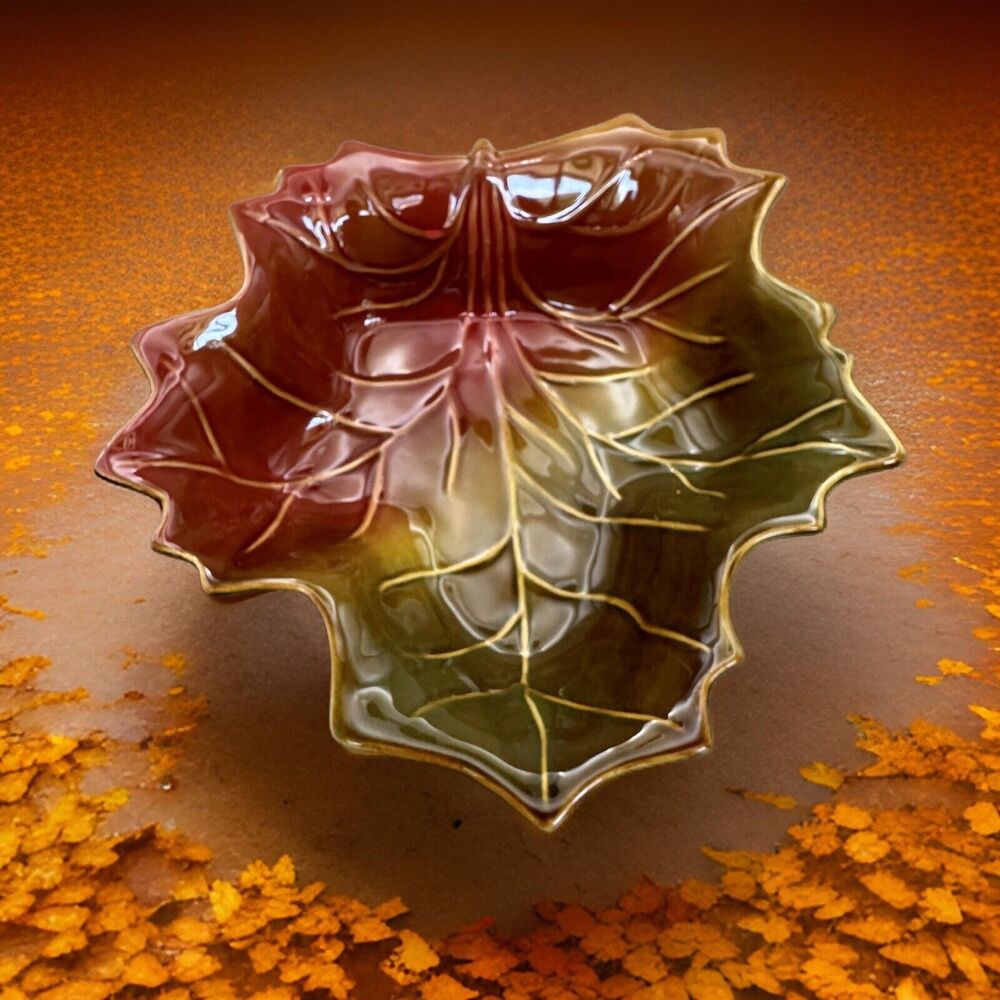 Vintage Fall Leaf Shaped Ceramic Tricolored Serving Bowl 9inches Wide Fall Decor